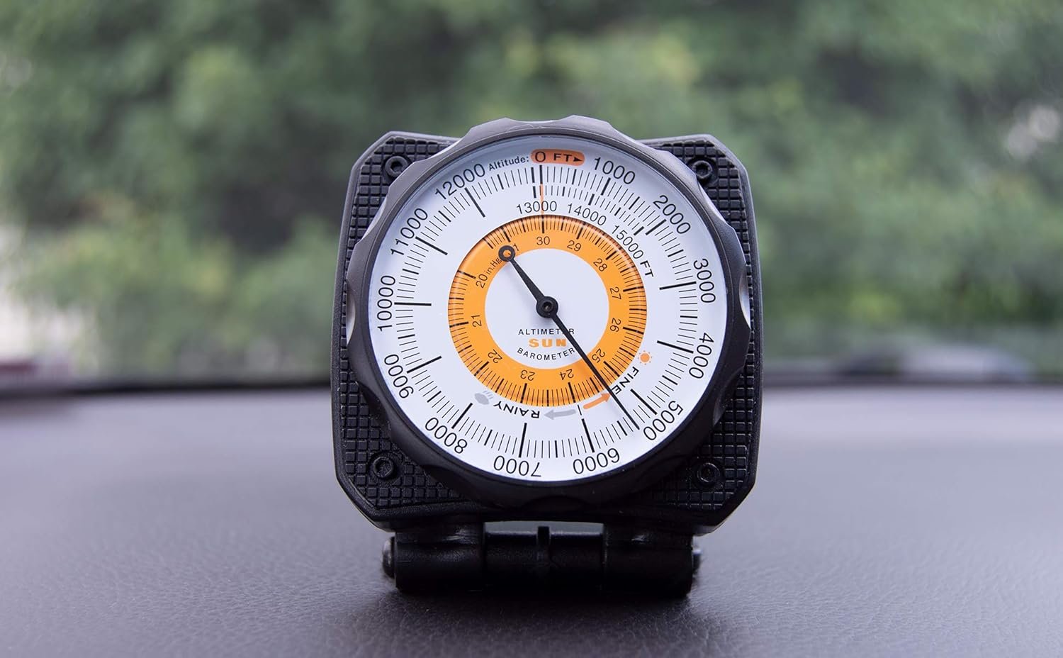 Sun Company AltiLINQ - Dashboard Altimeter and Barometer | Altimeter for Car and Truck | Reads Altitude from 0 to 15,000 Feet