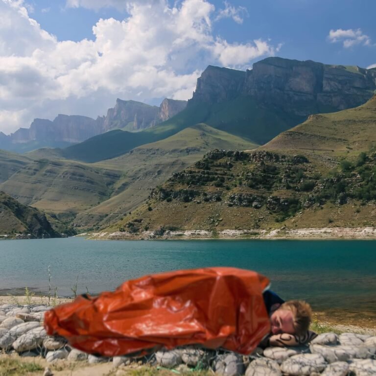 Emergency Sleeping Bags 2 Pack | Portable Emergency Blanket Survival Gear